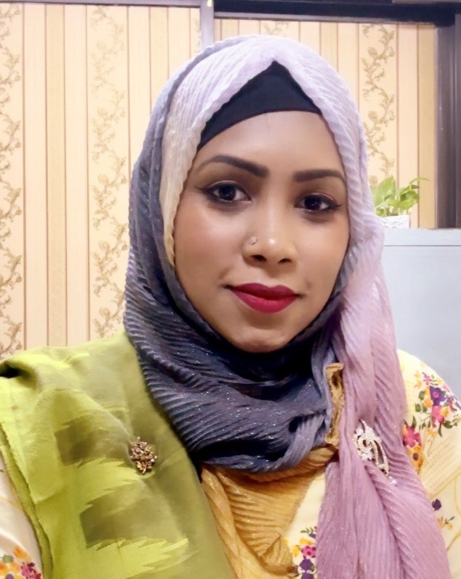 Dr. Yasmin Aktar